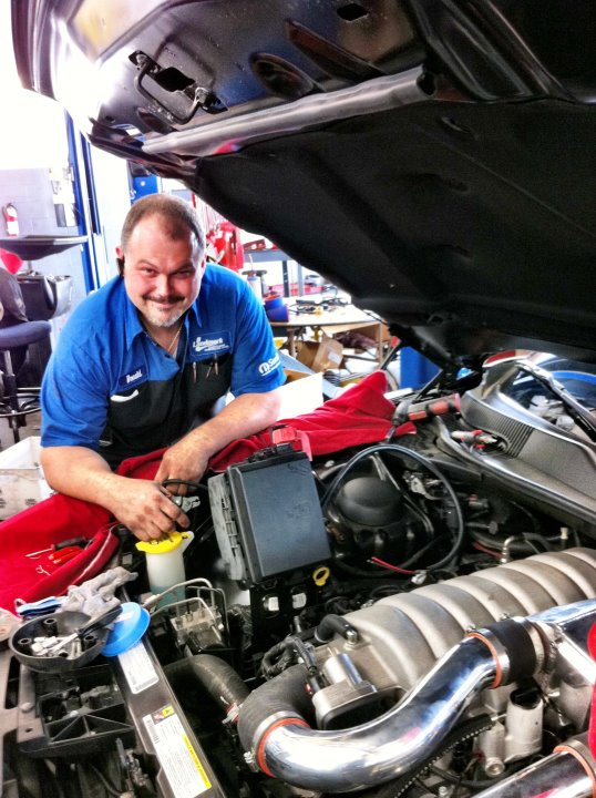 SpeedFactory's tweet image. Does your shop have a 20 year certified technician? Meet Donald, he builds every one of our bad ass rides.