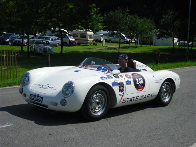 VanDijk_Daniel's tweet photo. Rally voor liefhebbers.. 6-7 augustus naar #ClassicDays @SchlossDijck geweest thanks to #StateofArtNL... Top weekend!! http://t.co/lr9Bifz