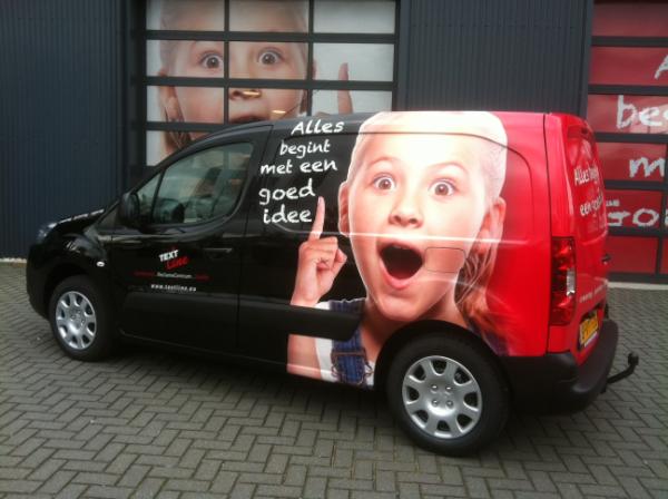 textlinereclame's tweet image. Soms moet je jezelf ook eens verwennen, een nieuw wagenpark voor #textline.