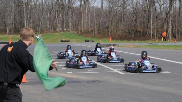 SummitPointMS's tweet photo. nice day for karts, too bad I'm stuck in the office :( http://t.co/J3gPtPY