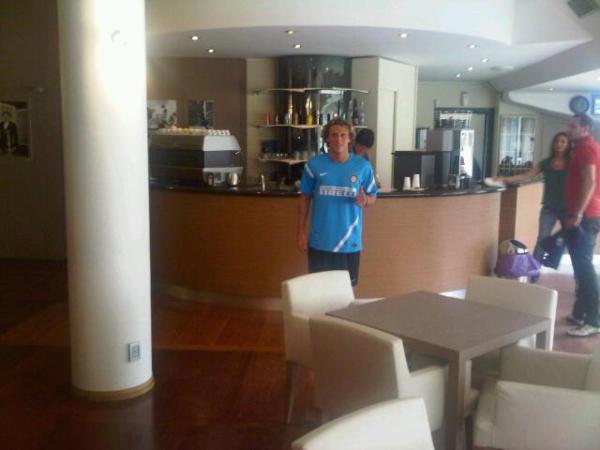 E' ufficiale, adesso sono giocatore dell' Inter !!!