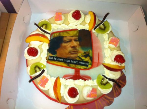 contactivity's tweet photo. @SiebeAnbeek @raflew @hivos "Dit is niet mijn taart, vriend." #contactivity http://t.co/oLLGEBK