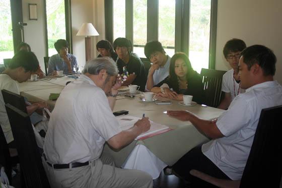 adxadx's tweet photo. WASEDA UNIV. STUDENTS IN SARANGANI: Sept1, 2011 Gov Migs Dominguez briefs Professor Hidetoshi Taga
http://t.co/zctuwOK http://t.co/nW4eDN6