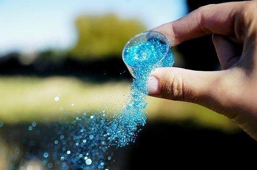 CarolinaLeto's tweet photo. @Kiras_twitpage  нам такие блестки нужны http://t.co/igZjy5u