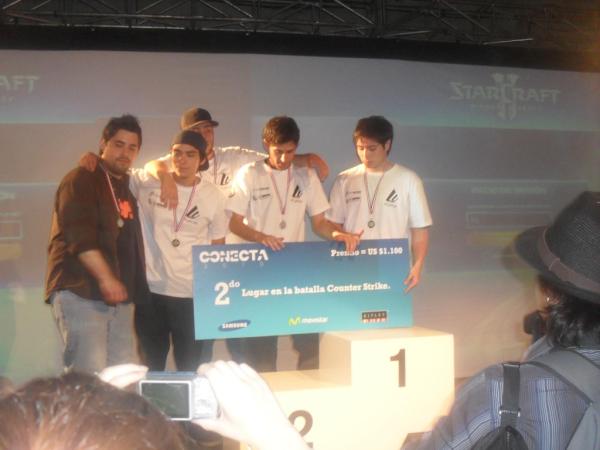 vitoxmh's tweet image. Segundo lugar en Counter Strike en #conecta2010