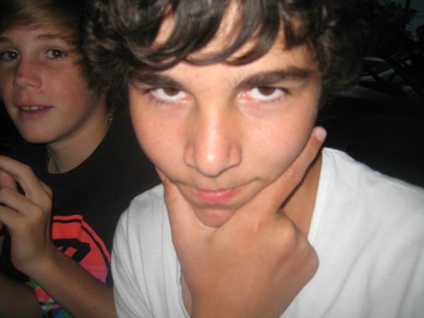 MasonHawkins's tweet photo. @HStyle_Decezz lol its the only pic i have of me not shuffling http://t.co/58JpdOG