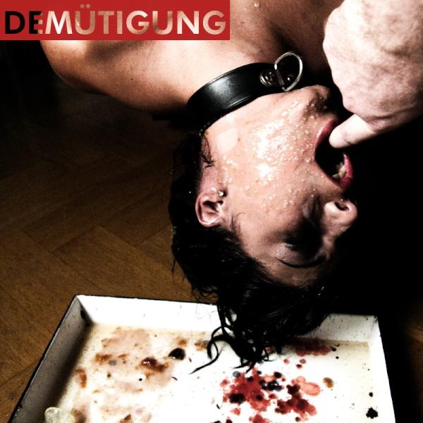 [MEMO 257]  Demütigung wiegt immer schwerer als Schmerz  #bdsm #debrisx  [MEMOpic:]