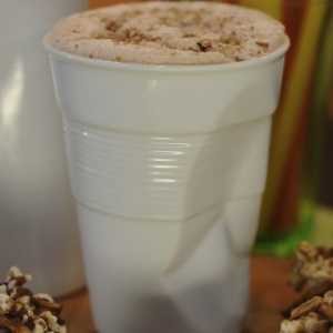 OMayuscula's tweet photo. No se porque pero me acorde de la CREMA POLAR* - estoy antojada de una malteada! Yo queloo una xD http://t.co/PgmYaOCA