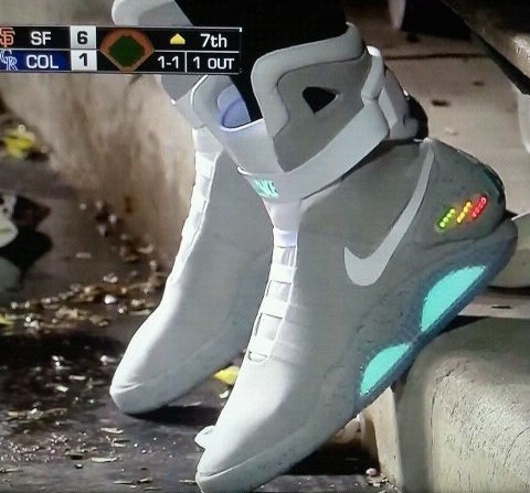 .<a href="/BrianWilson38/">Brian Wilson</a> and his Nike MAG shoes lighting up the 7th inning. <a href="/SFGiants/">SFGiants</a> #BTTF