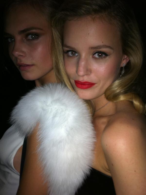 wendyrowemakeup's tweet image. At Testino's party with the beautiful @Burberry girl @Caradelevingne