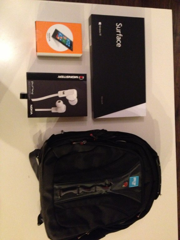 8byte8's tweet image. Our hackathon project Wrekko for location based offers and deals won us some cool #nokia gear! #atthack