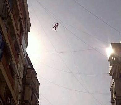 FMHussein's tweet photo. Only in #Lebanon 
I love Lebanon :))) http://t.co/hrF9pkSb