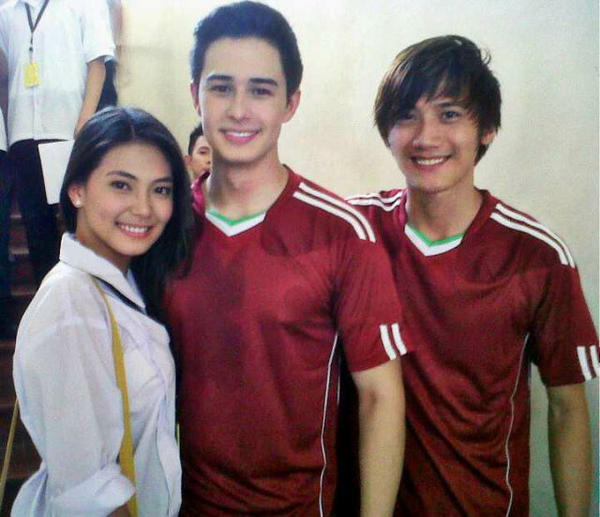itsaaronybuan's tweet photo. SOMEDAY shooting with Eryn and Ivan. Bat wala ka nung graduation taping? @its_ivANDo http://t.co/pDFj3dij