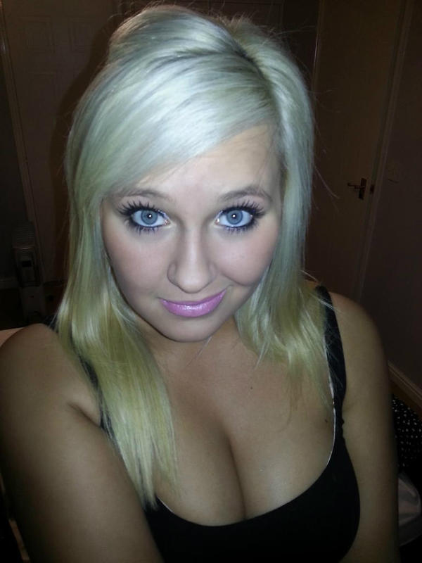 FavPornStar's tweet photo. Apparently @HollyAdams93 is new to porn ... follow her if you want to bang her senseless ... yes please :-) http://t.co/IziClOuY