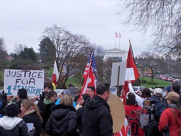 #IdleNoMore - Peace Arch. Approaching the border