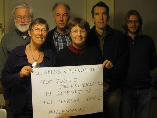 #IdlelNoMore this is so cool support around the world! #IdlelNoMore4 #ChiefTheresaSpence