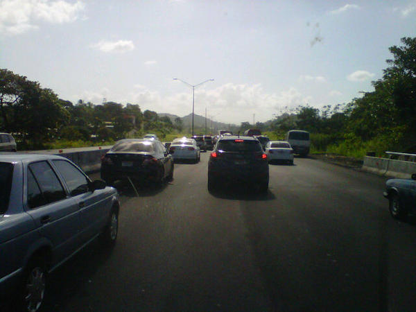 RocksMark's tweet image. Tranq hacia el interior salida d la autopista arraija chorrera ...saben q paso!? @WAO975 @Traficologo @MiDiarioPana