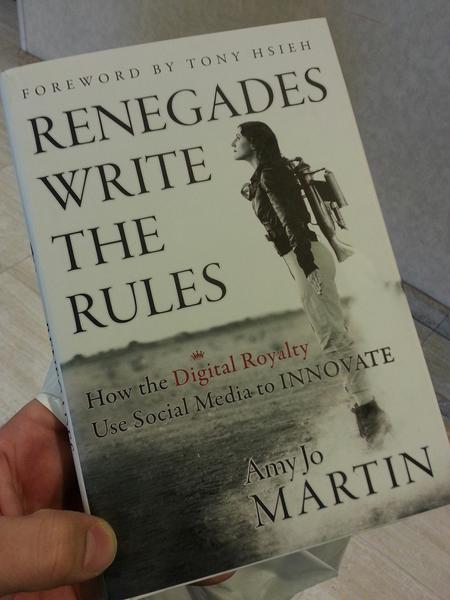 dangorgone's tweet photo. Just picked up my #nmx badge and got this sweet @AmyJoMartin book with it #sweet http://t.co/wZSm8ZpA