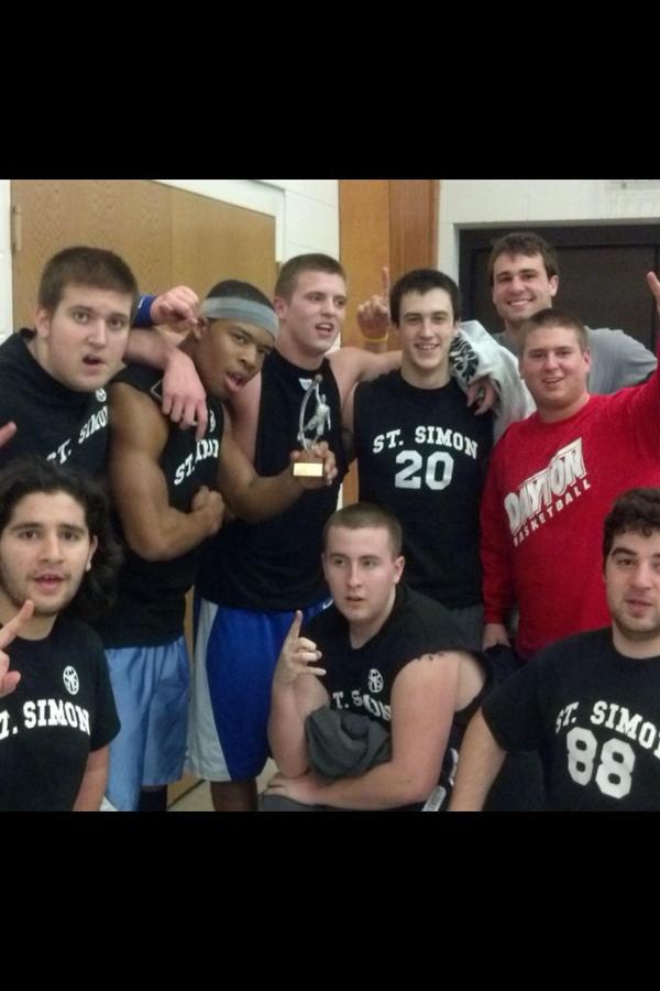 St. Simon Royal defeats SLDM in dramatic fashion. Stu Stanley's buzzer beating 3 lifts the Royals 66-65