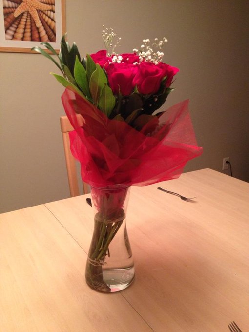 Birthday flowers ❤ http://t.co/IP4i6rG5<a href="/tag/cheers"class="tags"><span>#cheers</span></a>