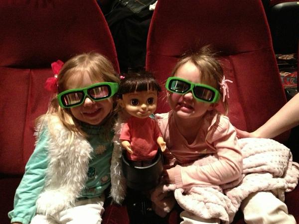 shamen's tweet photo. @adcargill I don't think so. Her glasses are different. She went with Peggy. http://t.co/tX8ylHQr