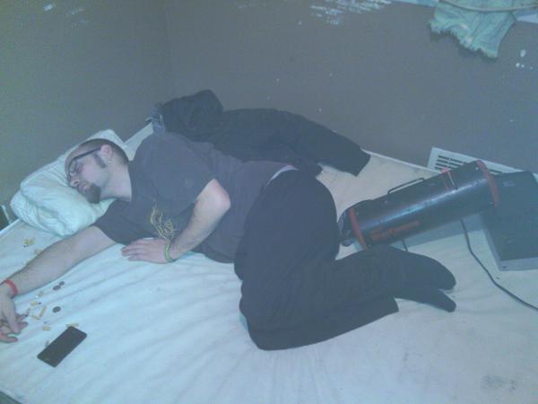 1CodyG420's tweet photo. He moved! #Burninghisass http://t.co/U17Mf4xh