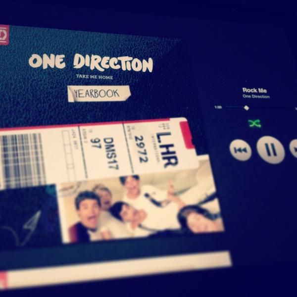 emmietimps's tweet image. @rosie_faulkner it's happened again... Your influence.... #icantstop #whathaveyoudonetome