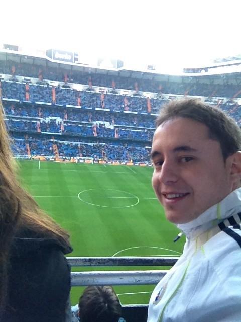 danivega89's tweet photo. Listo para ver el partido http://t.co/YUtz8bru