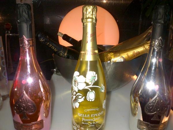 Ricaddona's tweet image. #IMDIFFRENT