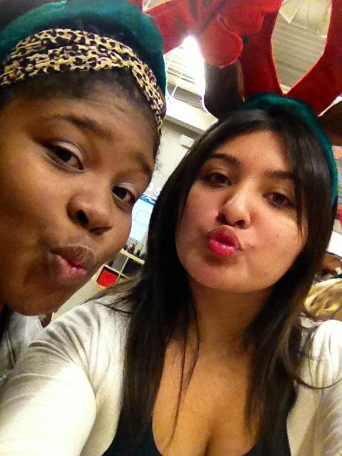 Deshynee's tweet photo. Christmas eve wit my co worker :-) http://t.co/dNuBruTO