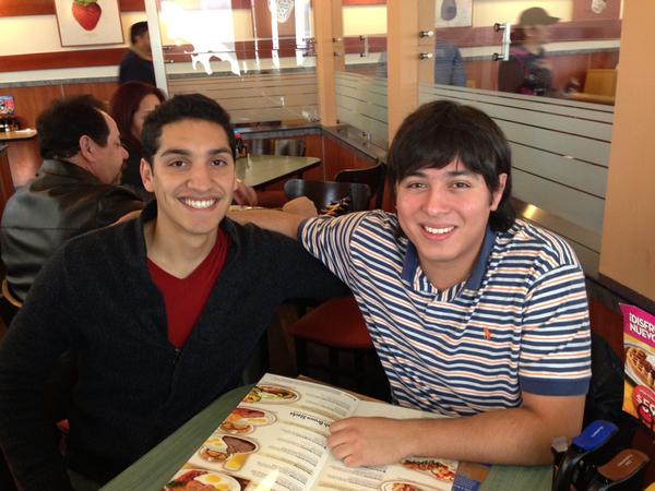 Excelentes amigos en el #ihop de #sanpedro