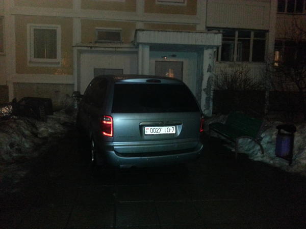kvaster's tweet image. Очередной говнюк в #minsk . Неужели так сложно поставить машину ПРЯМО?