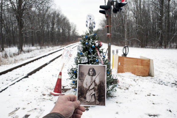 Christmas with Chippewas of Sarnia on tracks in solidarity with Chief Spence on hunger strike. Join protest.