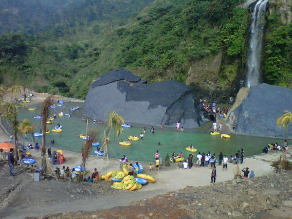 "<a href="/sentulparadise/">Sentul Paradise Park</a>: Ayo berlibur di sejuknya air terjun bidadari <a href="/promolaris/">Promo Laris</a>  <a href="/PromoYuk/">promo</a> <a href="/iklanJadetabek/">Jago-RT Iklan</a> <a href="/IklanOK/">Media Promo</a>   "