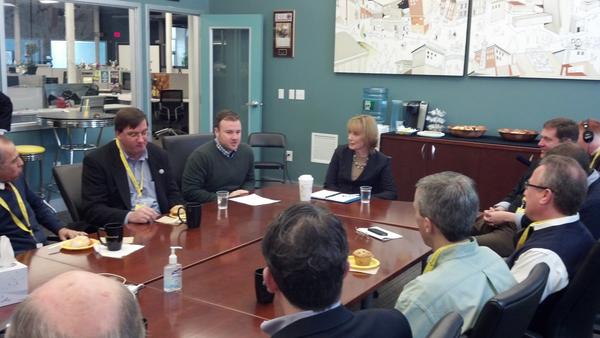 Maggie_Hassan's tweet image. Despite the snow, it&apos;s a packed room at @DynInc in Manchester for Maggie&apos;s #InnovateNH business roundtable #nhpolitics