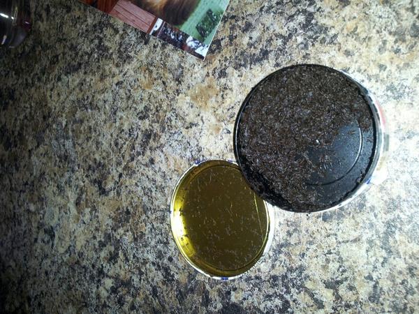 @Glenlafrenais33 <a href="/PaulNGray/">Paul Gray</a> silly girls, thats not garbage #foundit