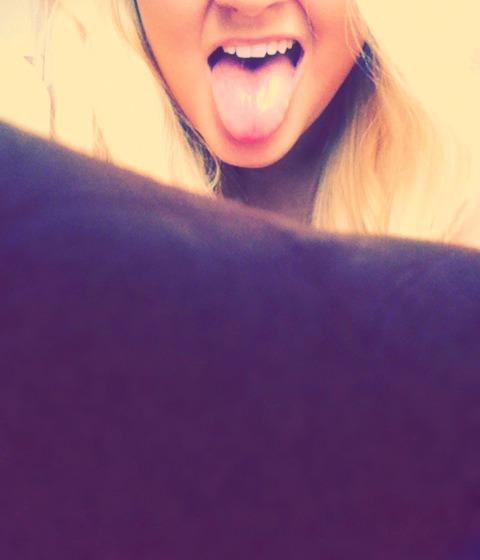 _spamxo's tweet image. think my teeth are the only thing I like about me, everything else is minging. #begone #needtochange