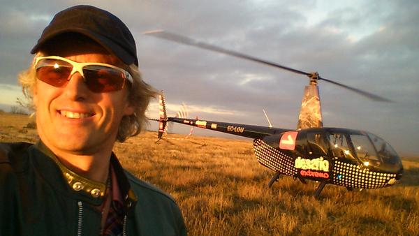 JesusCalleja's tweet photo. Hoy entrenar con el helicóptero en pocos días empiezo el rodaje la séptima temporada Desafío Extremo y hay que volar.. http://t.co/7mWG7vpw