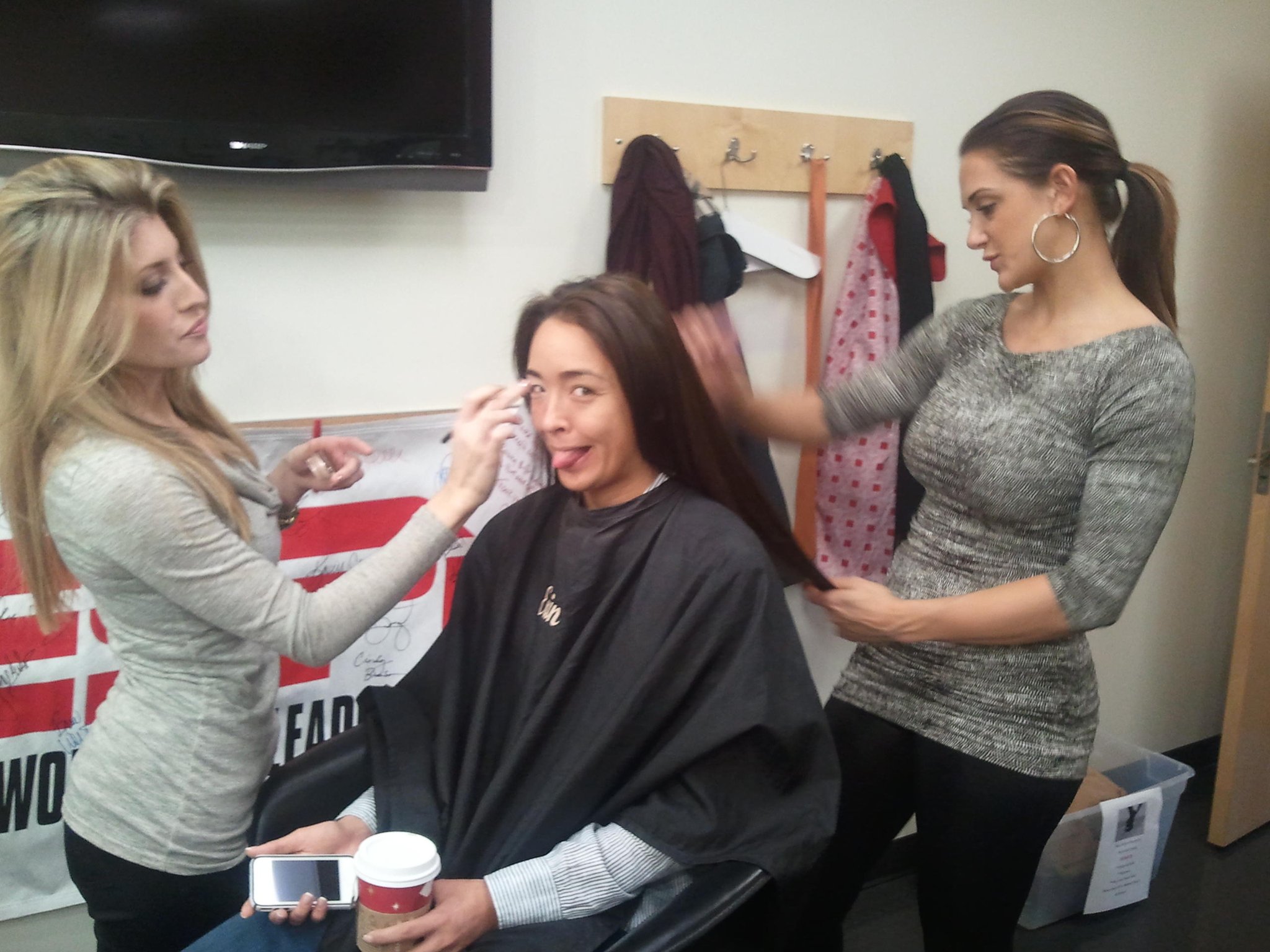 A_JymwrCIAAZz0M.jpg:large