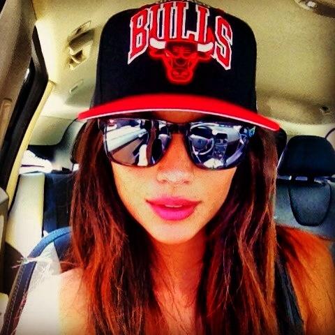 TGIFF #Selfie #Bulls #Summerlovin #Holbrooks http://t.co/dlPrDs72