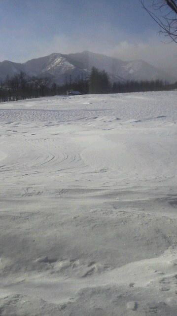 MforestInfo's tweet photo. マイナス16℃！気持ち良いです。今年も、沢山の方にお世話になりました。冬のアースガーデン！ http://t.co/WgACldOP