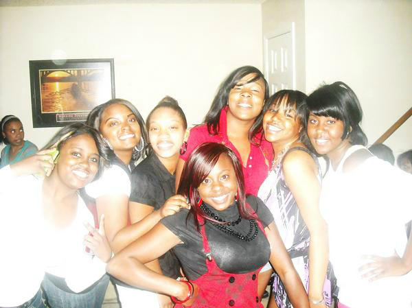 preppyluvvkiraa's tweet photo. #tbt random but true lol @BeccaJay_ @TrulyBlessedddd @MiSSBiLLYOCEAN http://t.co/TjuOB9bC