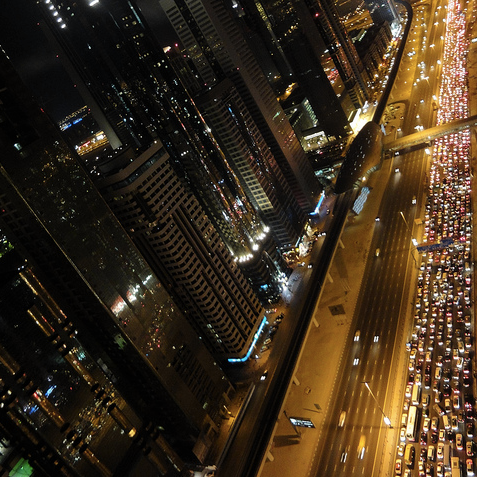 DicoWorks's tweet photo. @AwaadMarwa @HalimAhmed S. Zayed road last NYE. http://t.co/sjpZFRWs