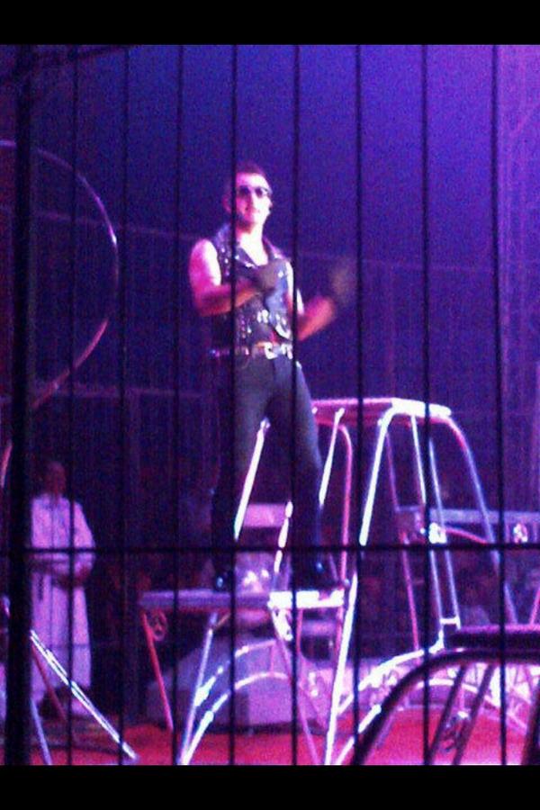 apolofuentes's tweet photo. Circo norteamericano http://t.co/sKdbYdNC