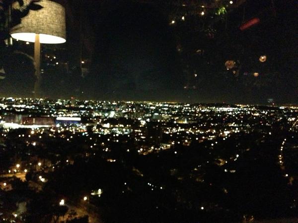 idunz's tweet photo. I can see your eyes in the back, great!@AdrianaLima: Mmmm.... Los Angeles.... Guess where I am? http://t.co/PsZq7wfk