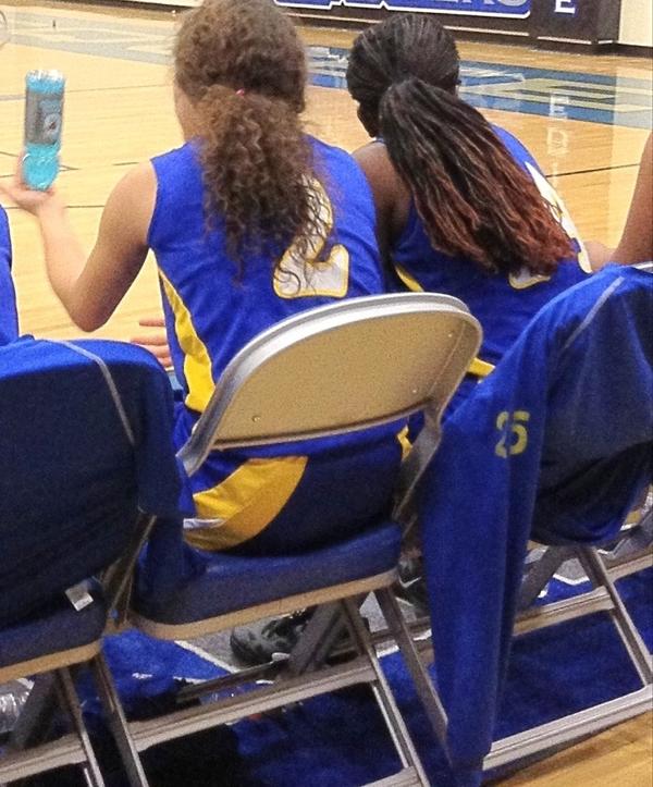 _benchwarmer's tweet photo. Finding random things to do on the bench .. http://t.co/lmruc2DQ