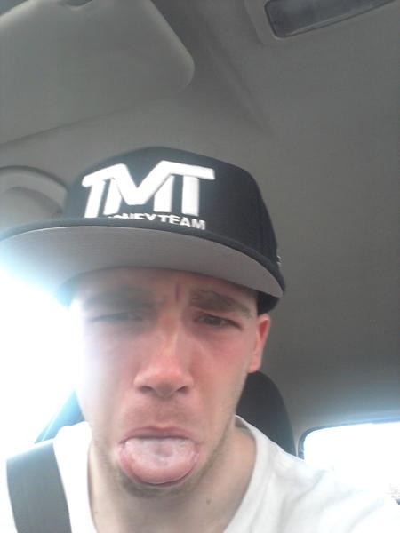 danny1991d's tweet photo. @FloydMayweather @50cent@ finally got my moneyteam hat all the way in scotland! #tmt#shaggin#dench#wit#geesapicture http://t.co/3Gr6ovok