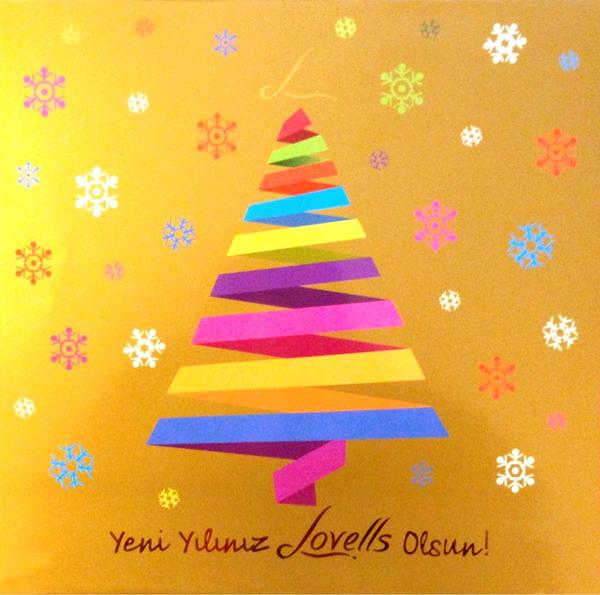 iCadde's tweet image. Bağdat Caddesi @Lovells mağazası yeni yıl çikolatası. Yeni Yılınız Lovells Olsun!