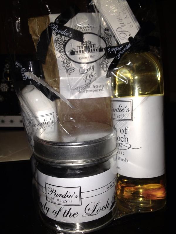 lauriedocherty's tweet image. Thank you #purdies of argyle. #ardanaiseig welcome gift.