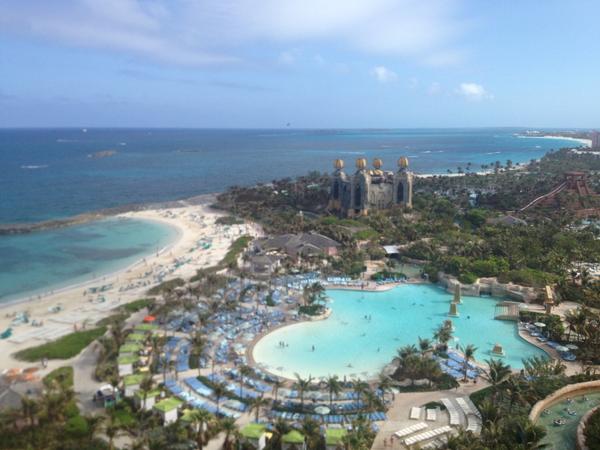 BigHEnt's tweet photo. Nothing like the Bahamas for the holidays. http://t.co/k2K4X2J1